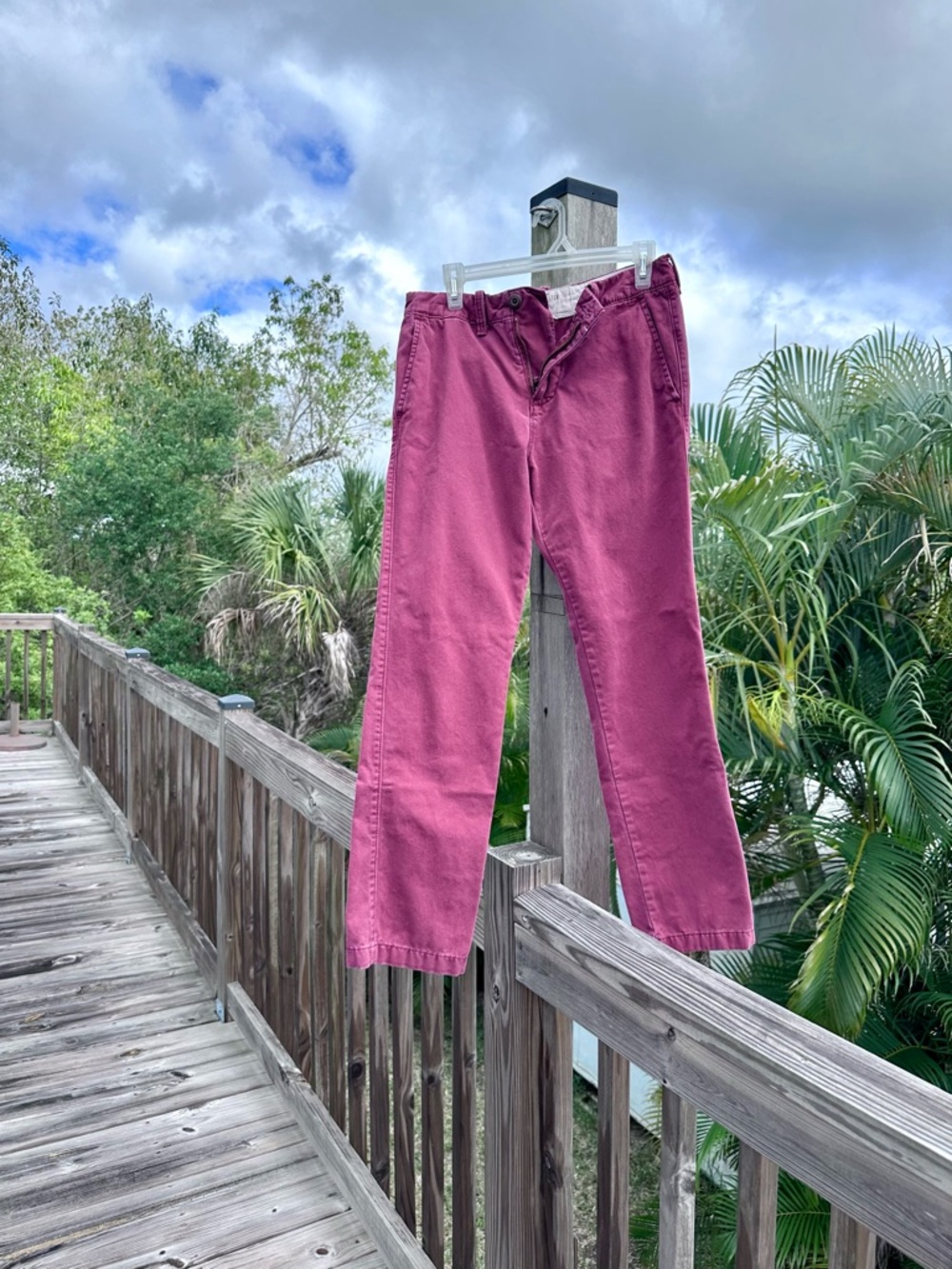 Hollister Men's Burgundy Chino Pants 28x30